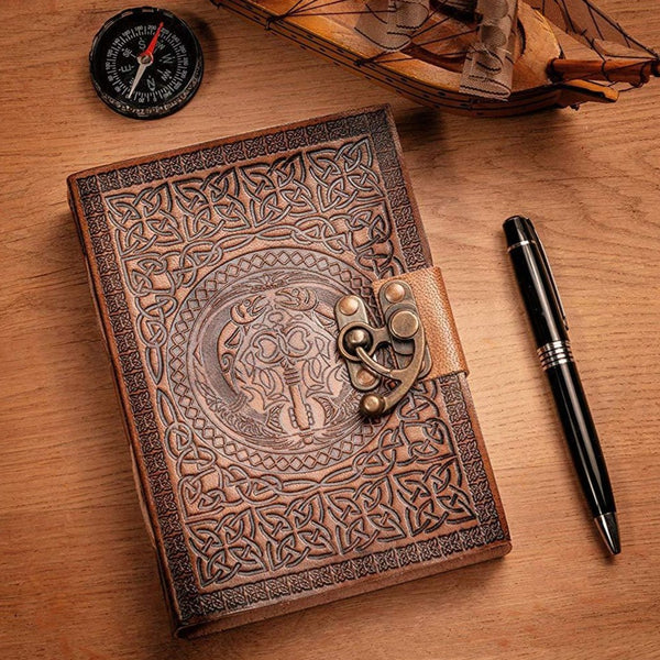 Ciannait - A5 Handmade Leather Journal - Superbly Handcrafted Celtic Design – 18x13cm - Dreamkeeper Journals